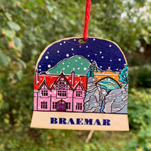 Braemar snow globe decoration