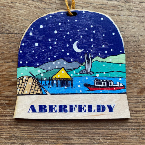 Aberfeldy snow globe decoration