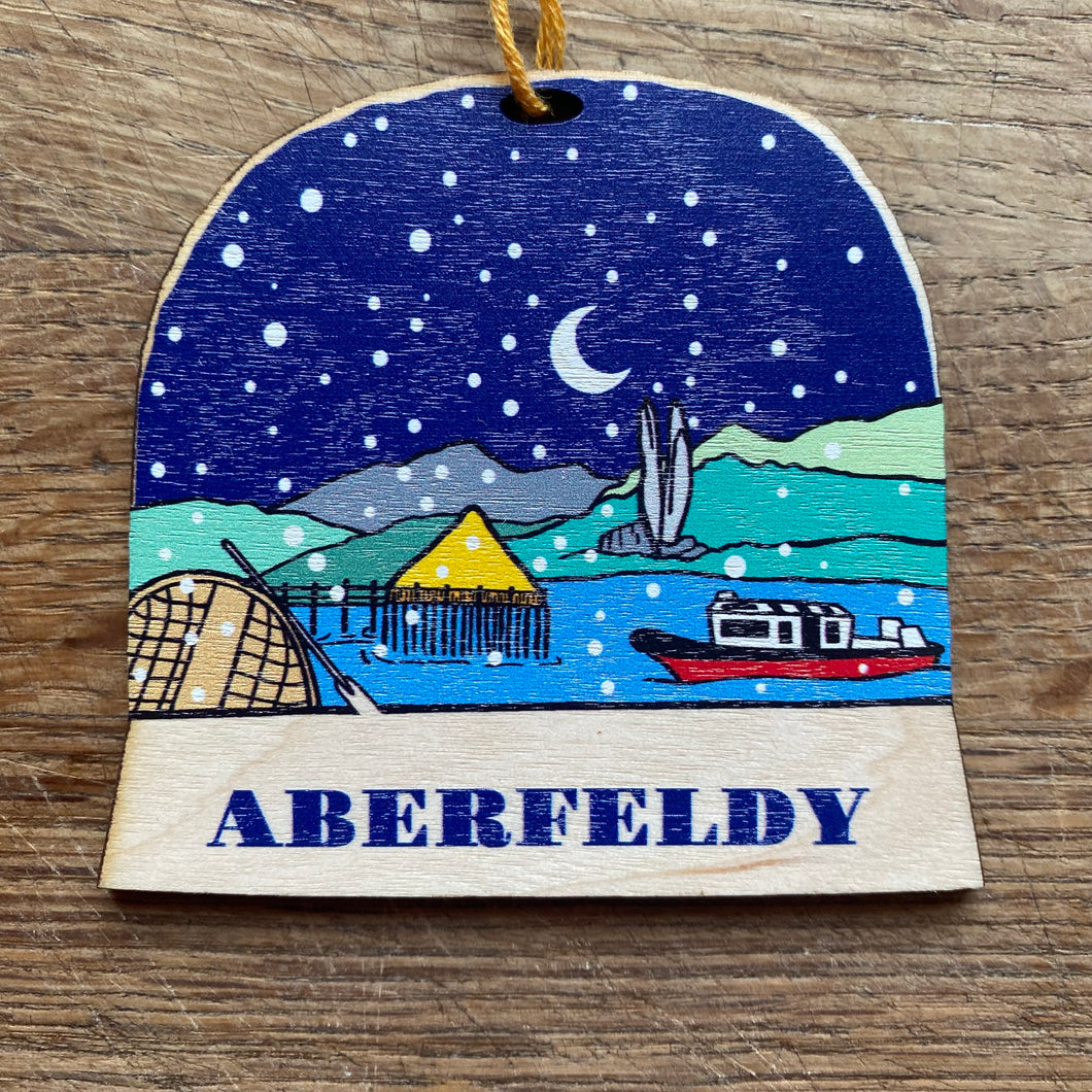 Aberfeldy snow globe decoration