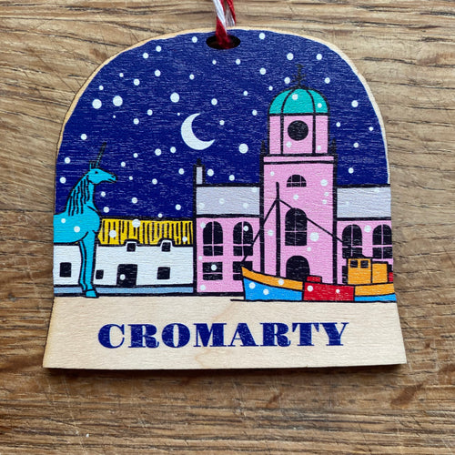Cromarty snow globe decoration