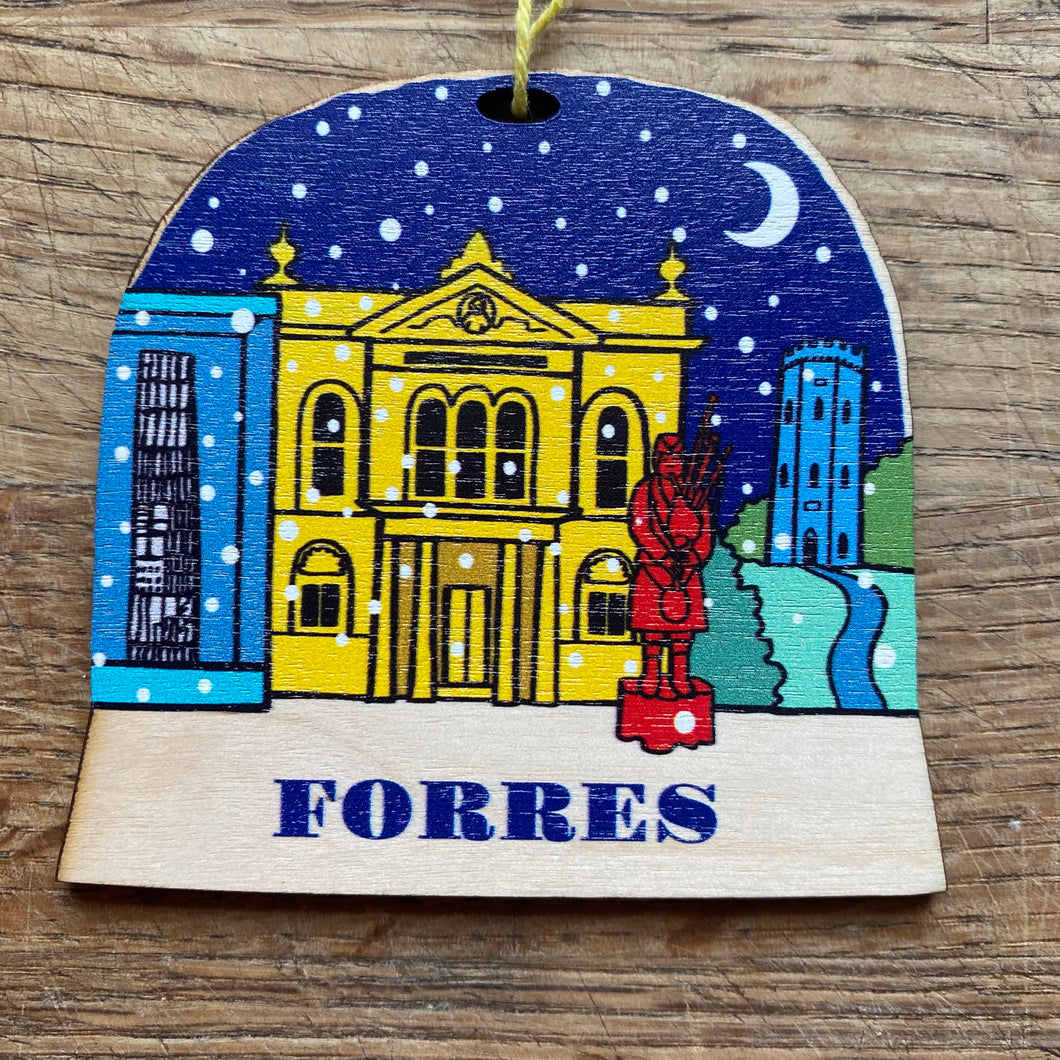 Forres snow globe decoration
