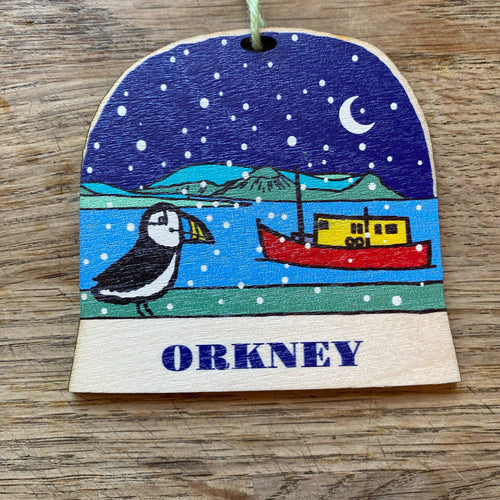 Orkney Hoy Hills snow globe decoration