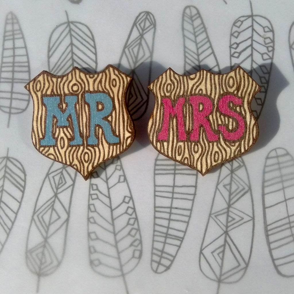 SALE - Mr & Mrs wooden shield badges card