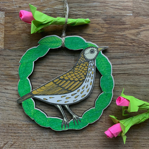 Thrush wooden decoration