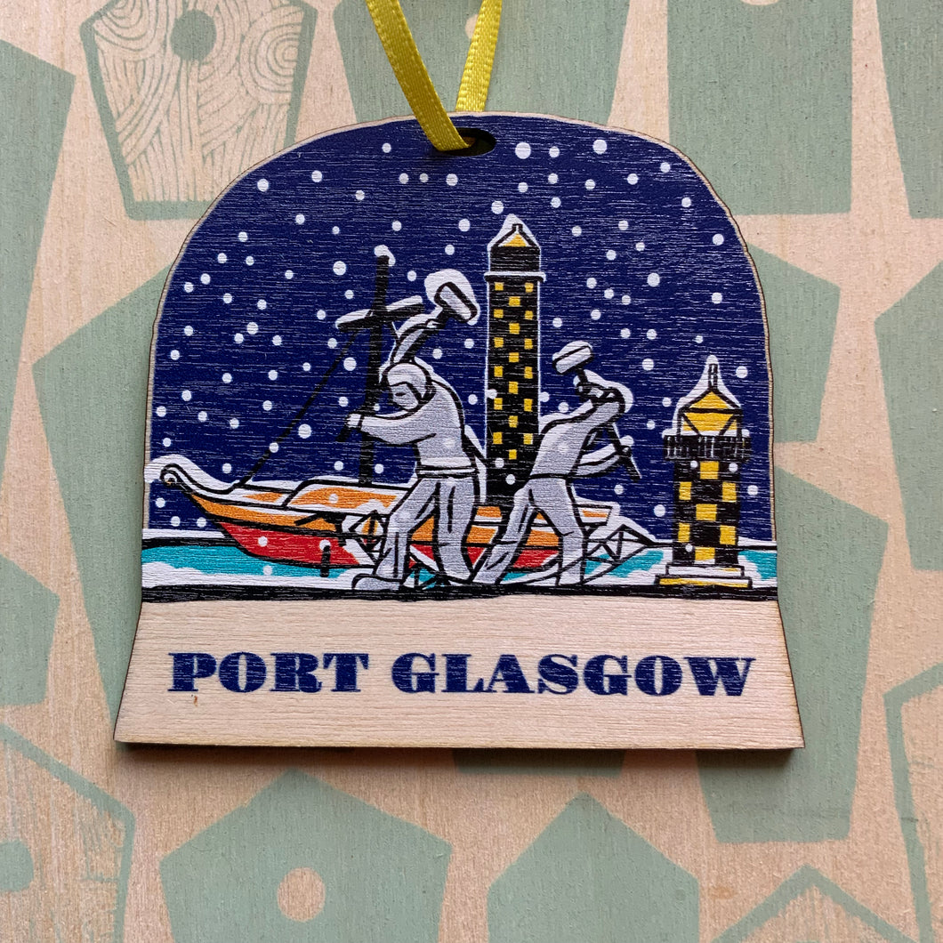 Port Glasgow snow globe decoration