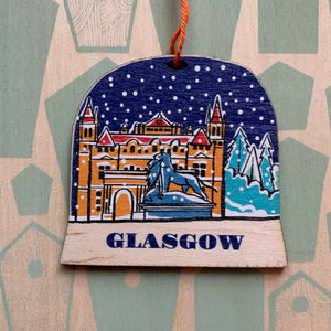 Glasgow Kelvingrove snow globe decoration
