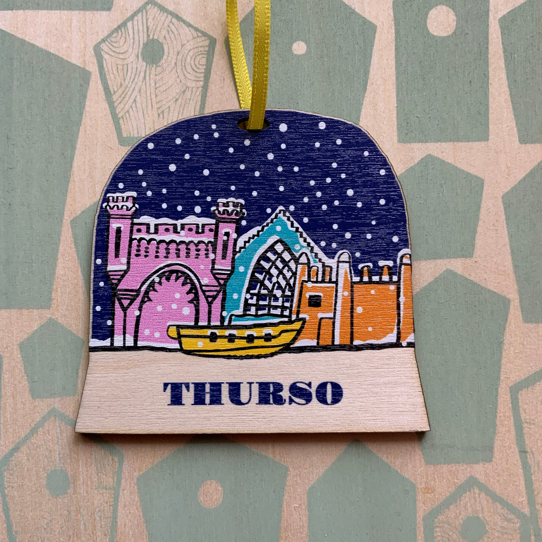 Thurso snow globe decoration